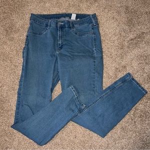 Skinny Jeans - Size 32